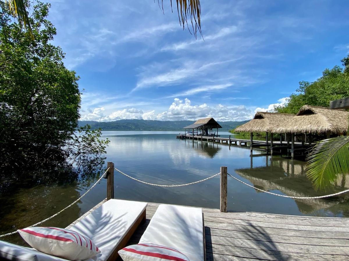 Finca Vela Lodge Bocas Town Exterior foto